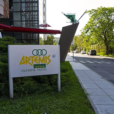 Olympik Artemis Hotel