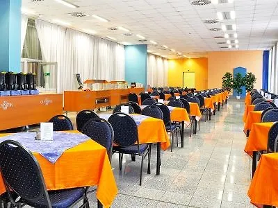 奥林匹克阿耳忒弥斯酒店 4* 布拉格
