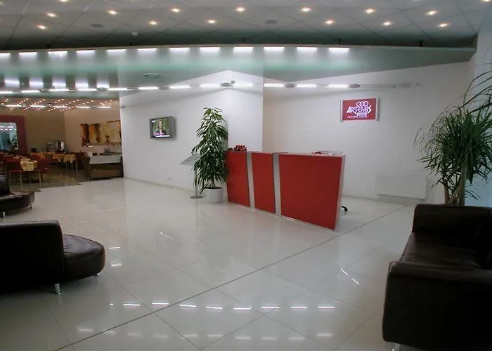 Olympik Artemis فندق